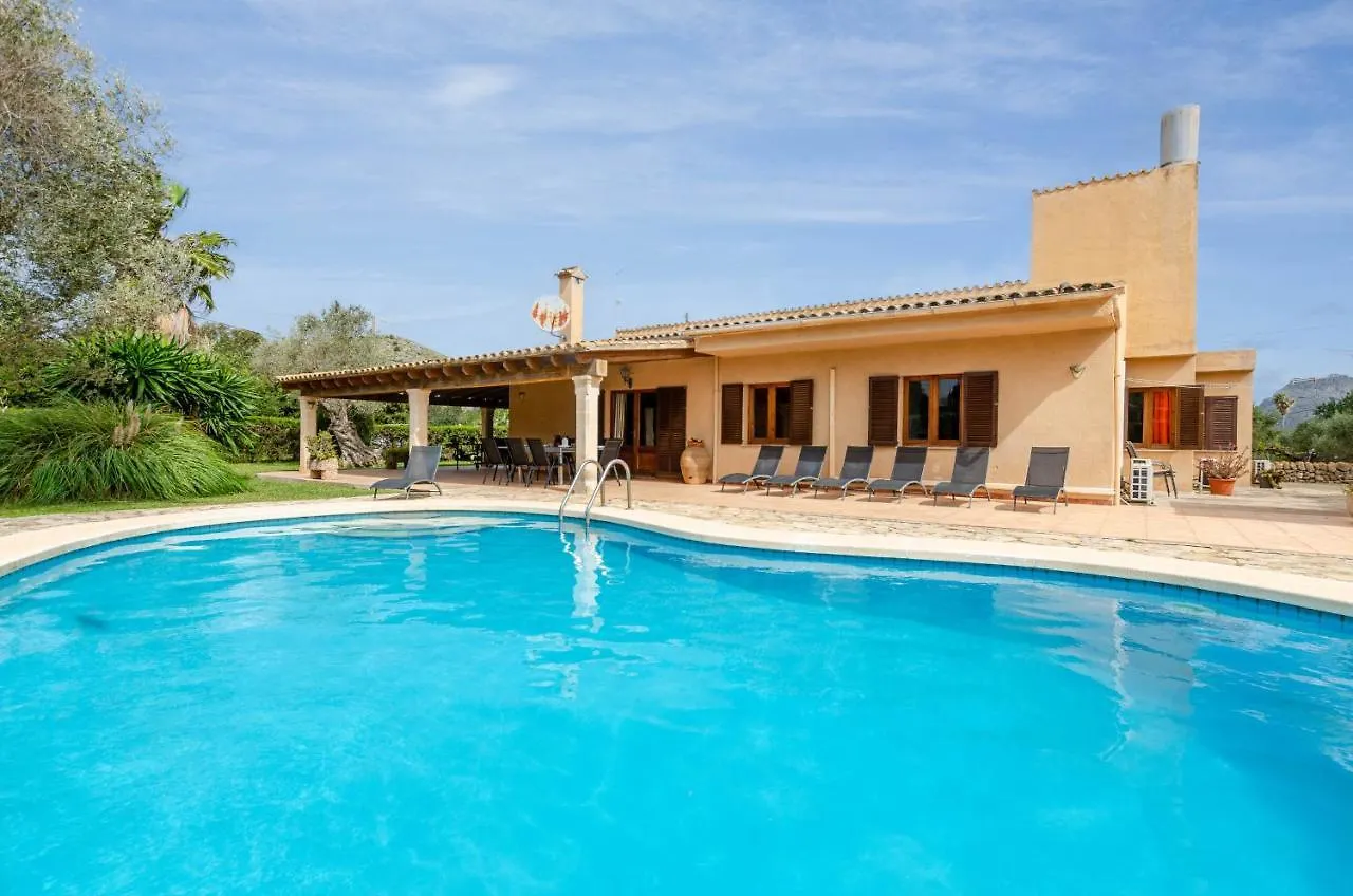 Yourhouse Can Escandeu Pollenca Spain